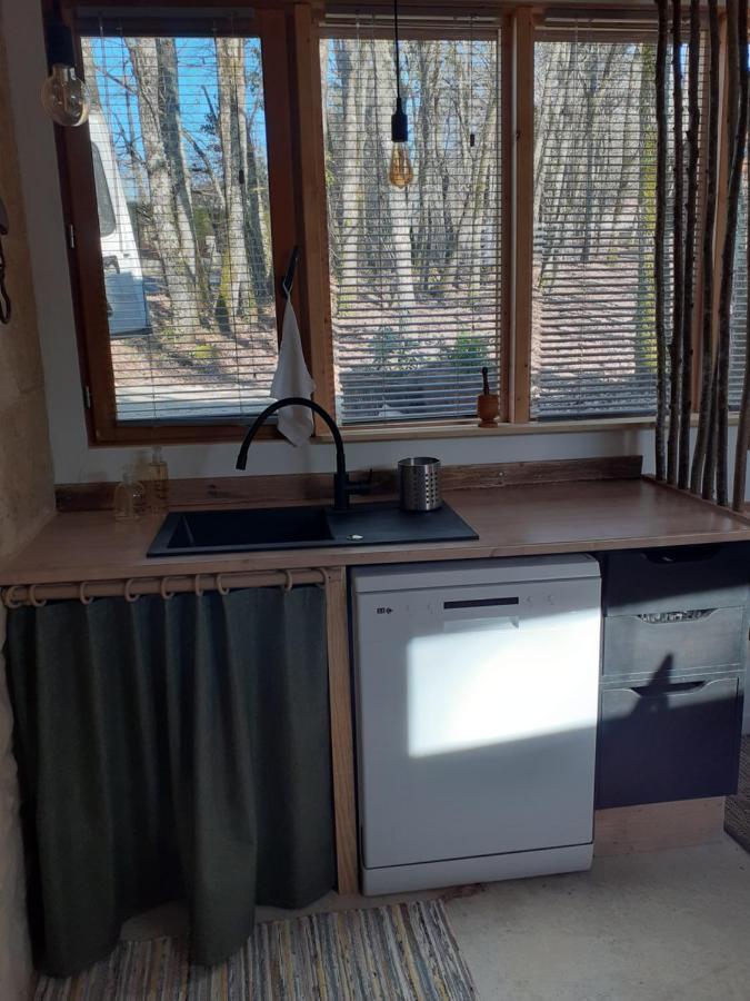 Le Gite De La Cabane De L'Oiseau Couze-et-Saint-Front Esterno foto